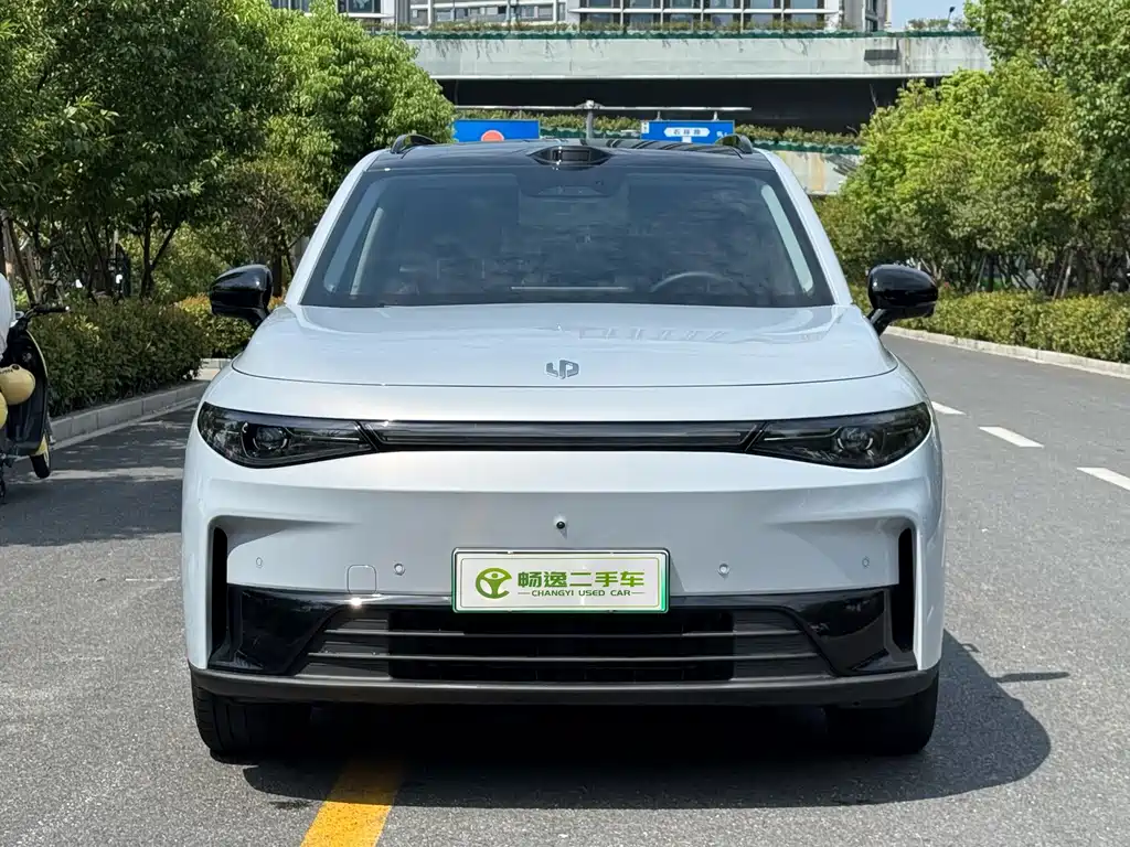 Leapmotor Leapmotor C16 — миниатюра 2