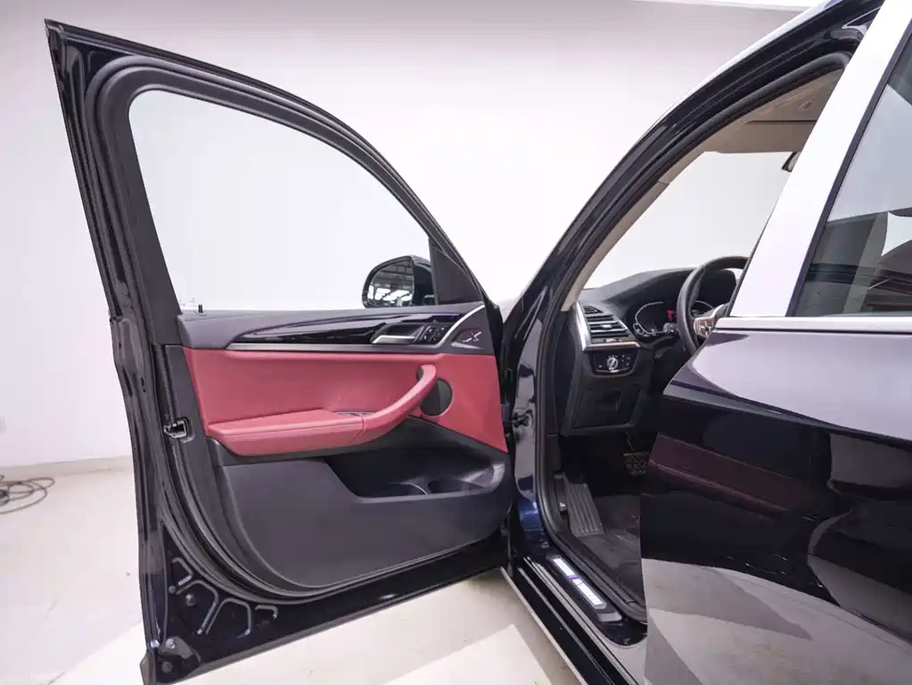 BMW iX3 — миниатюра 14