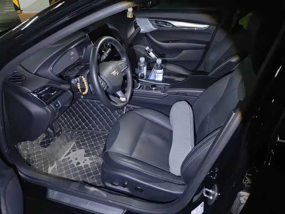 Cadillac CT5 — миниатюра 9