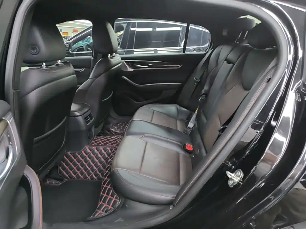 Cadillac CT5 — миниатюра 17