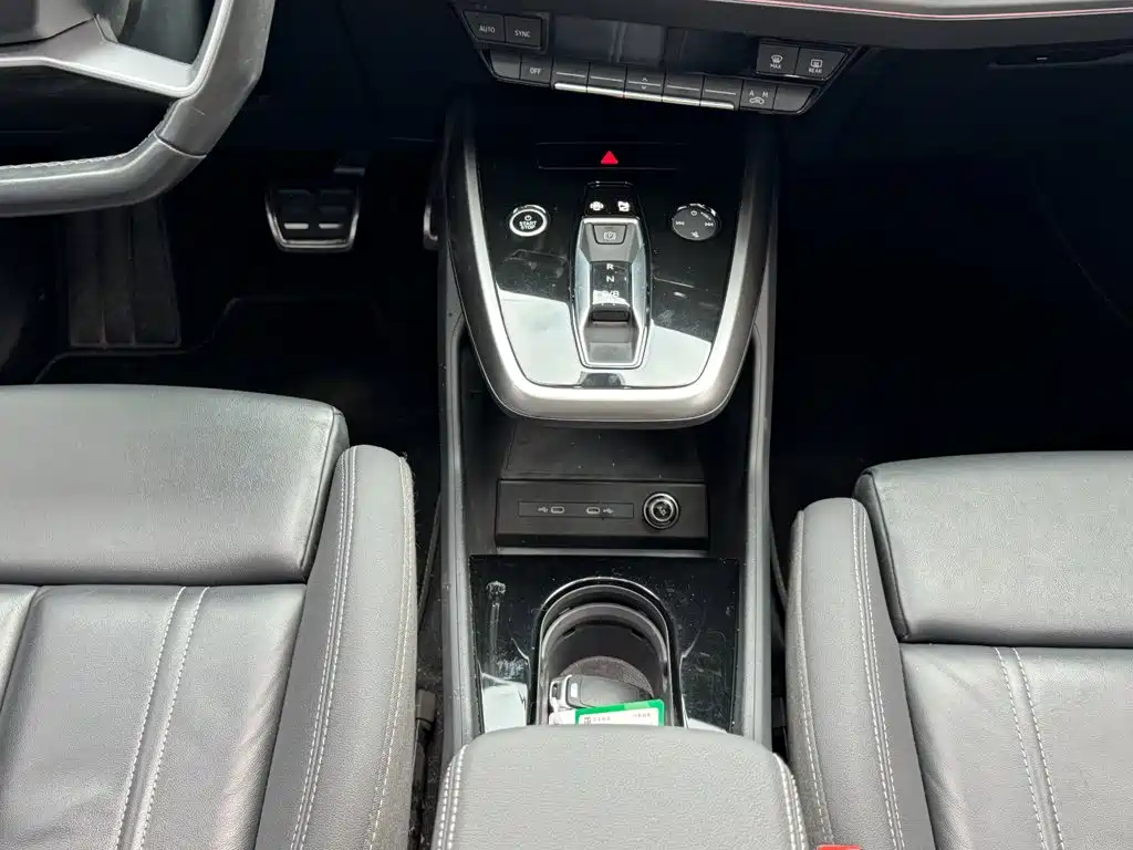 Audi Q4 e-tron — миниатюра 17