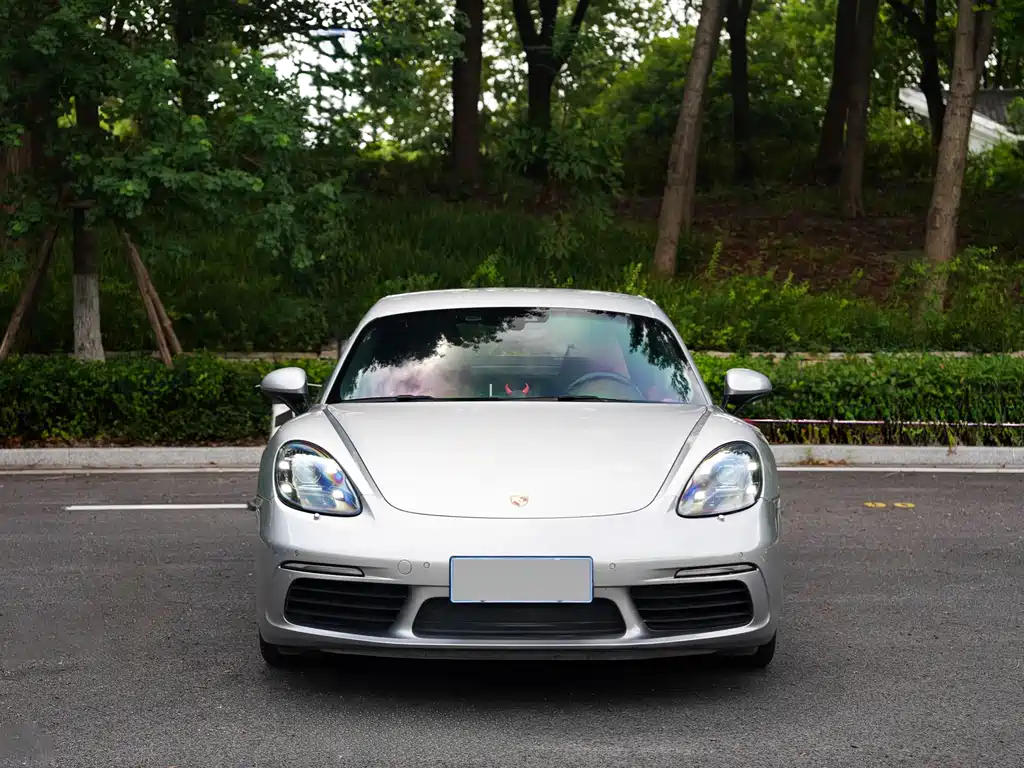 PORSCHE  718