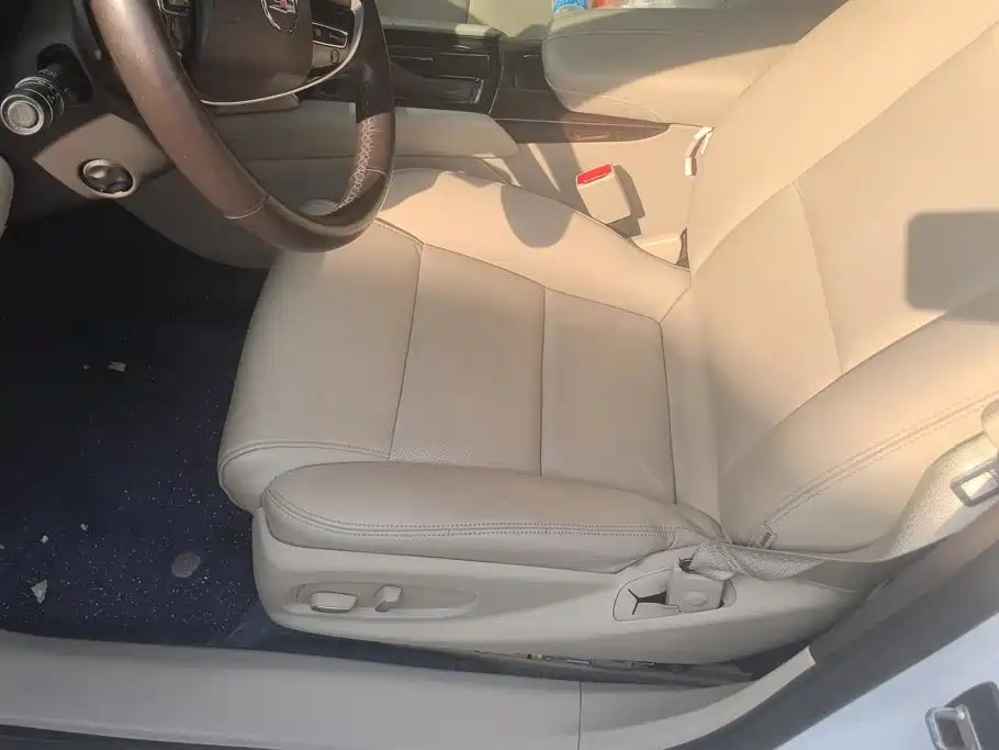 Cadillac XTS — миниатюра 9
