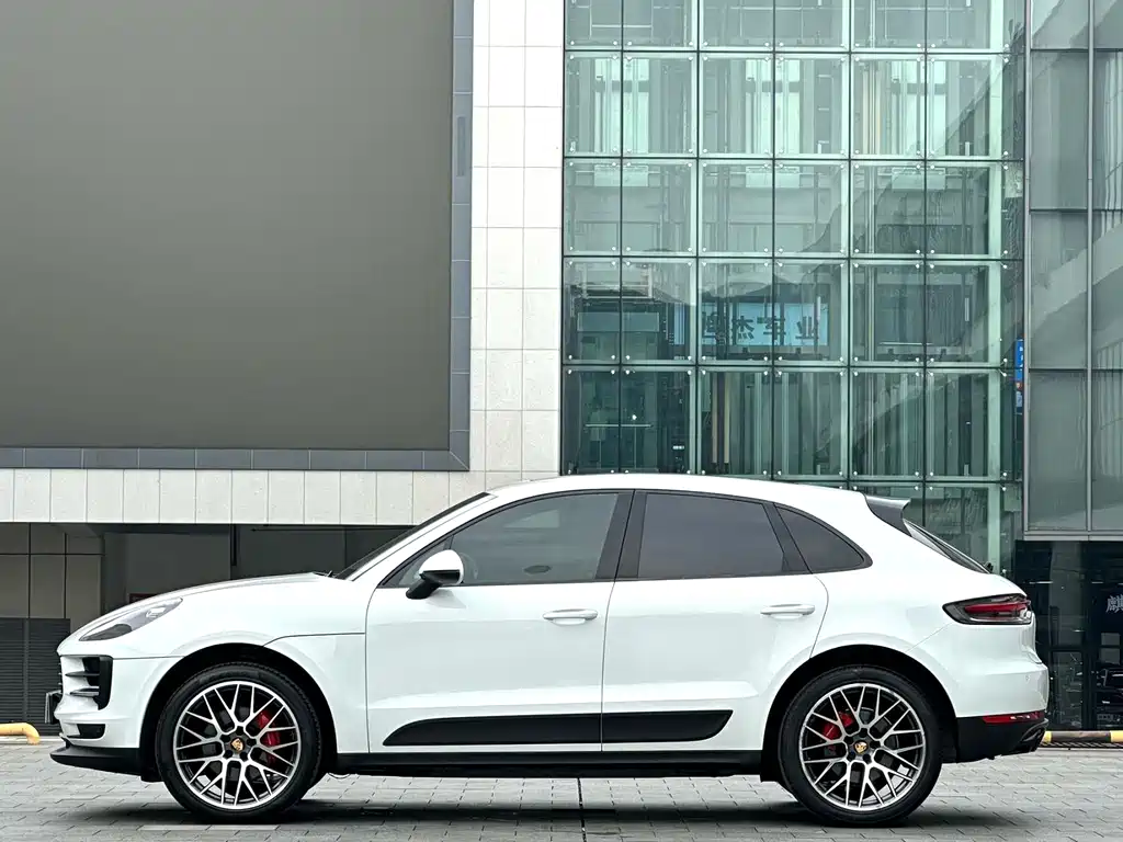 Porsche Macan — миниатюра 4