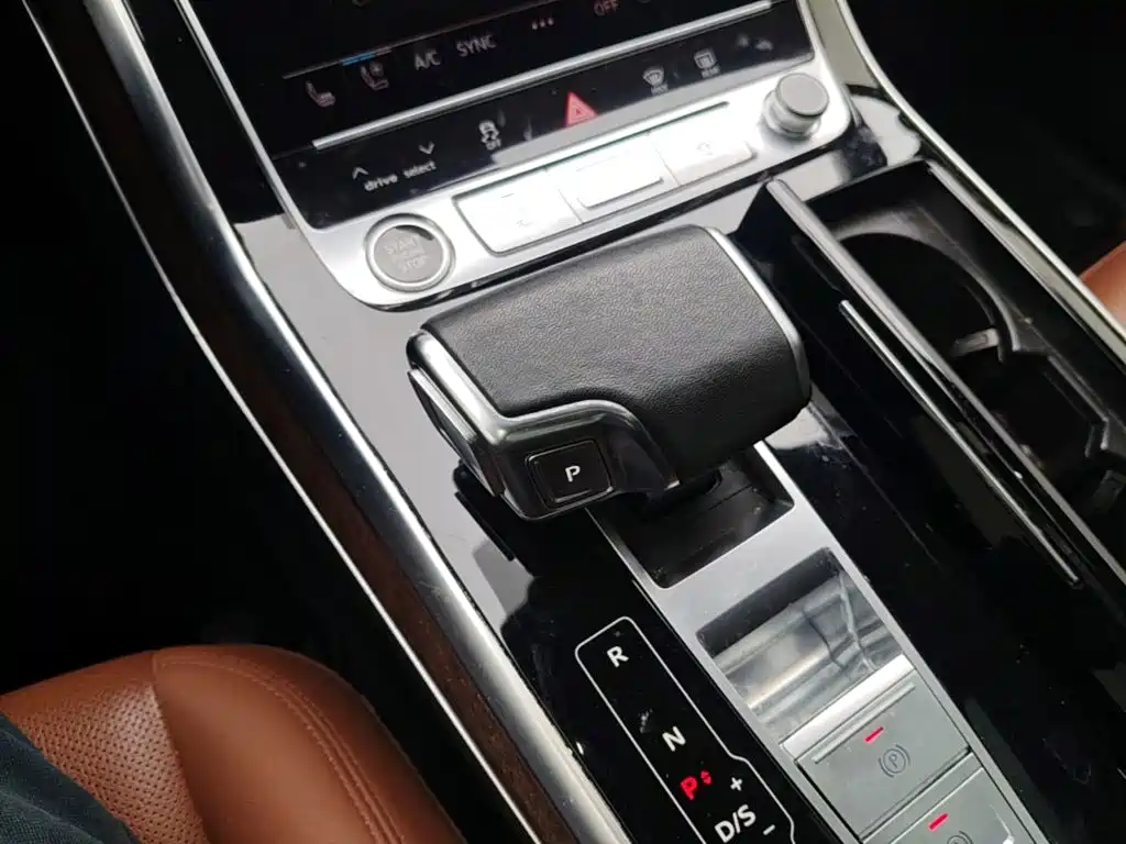 Audi Q7 — миниатюра 14