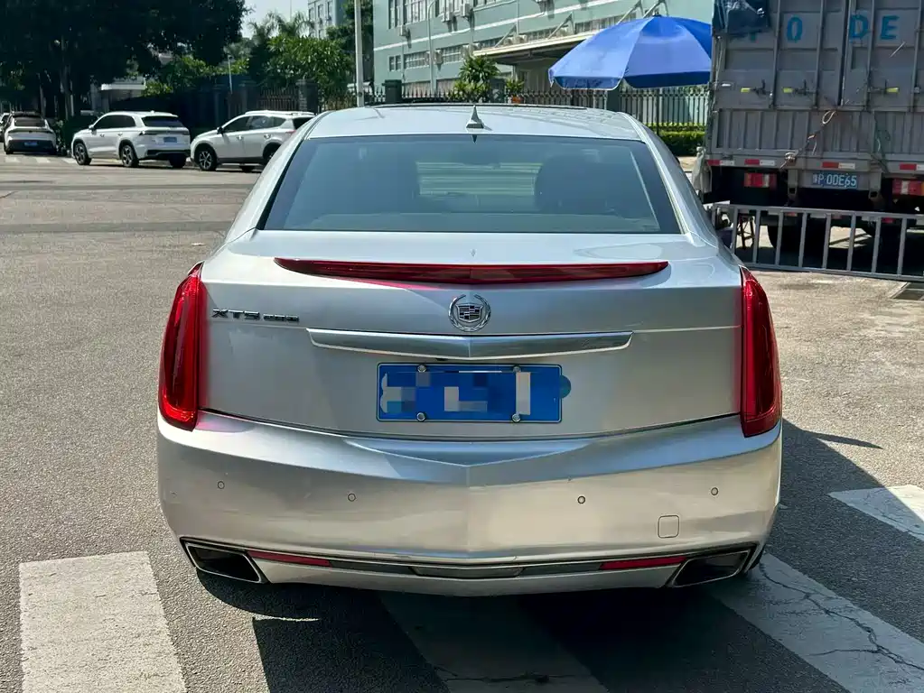 Cadillac XTS — миниатюра 5