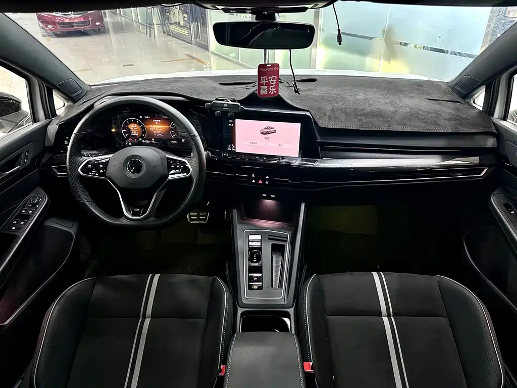 Volkswagen Golf — миниатюра 7