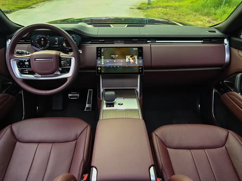 Land Rover Range Rover — миниатюра 16