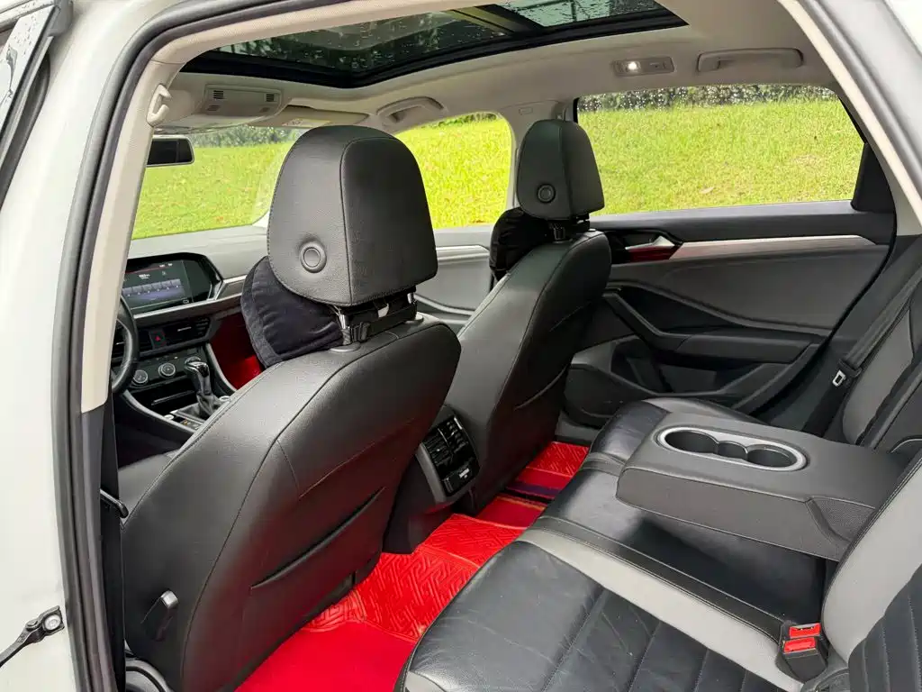 Volkswagen Sagitar — миниатюра 11