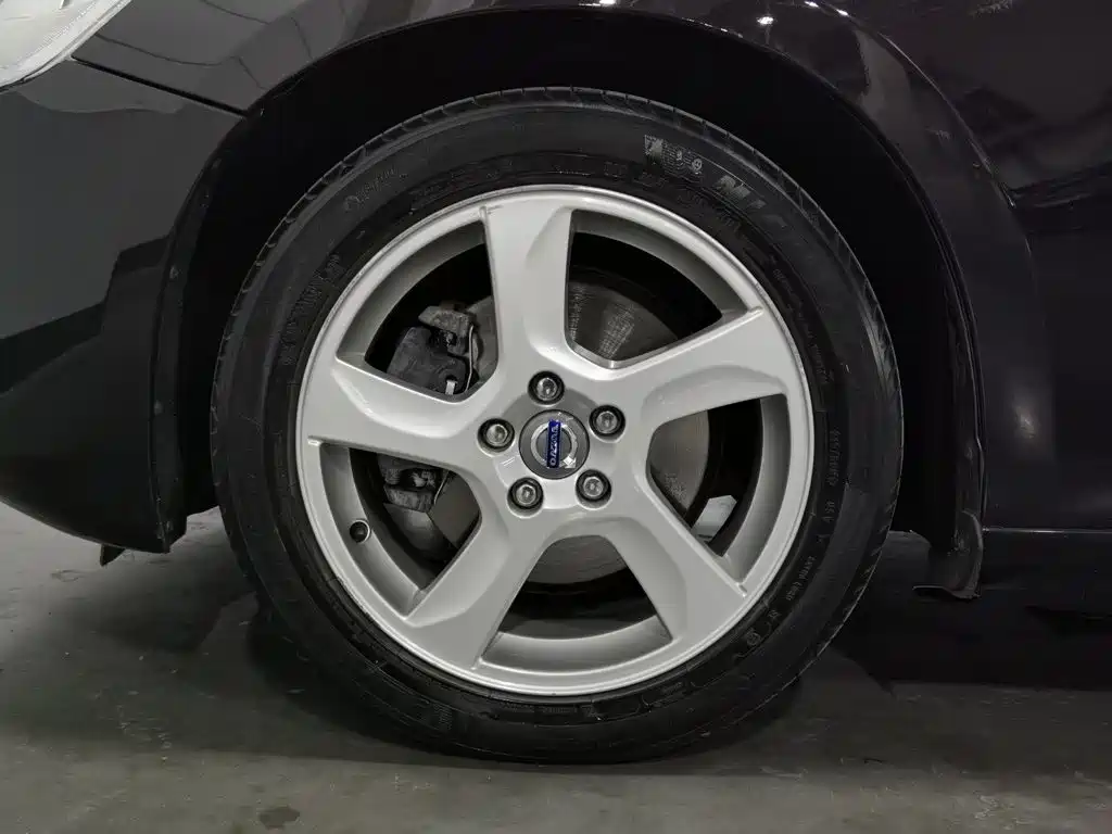 Volvo V60 — миниатюра 17