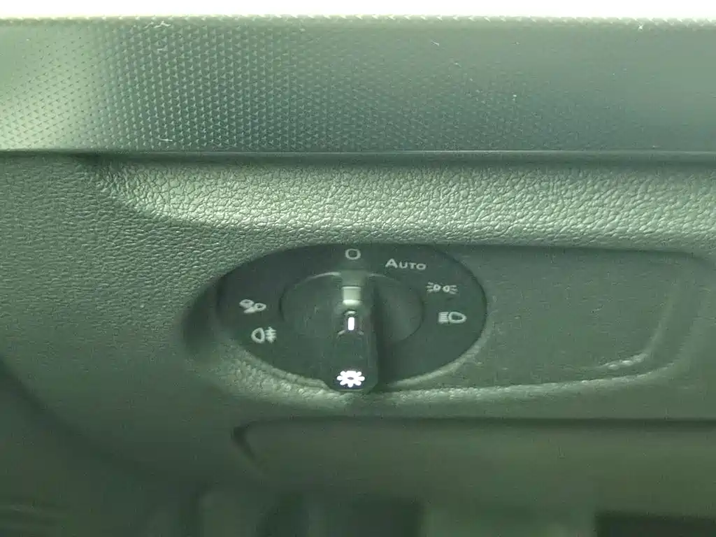 Volkswagen Passat — миниатюра 21