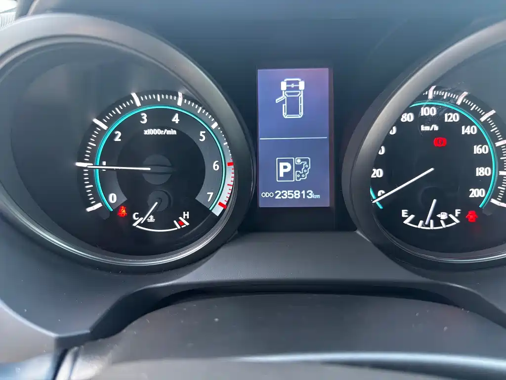 Toyota Prado — миниатюра 7