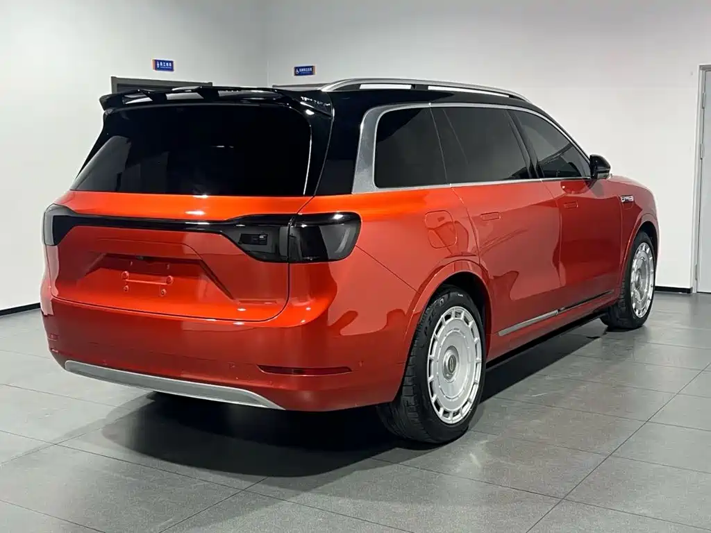 AITO ASK THE WORLD M9