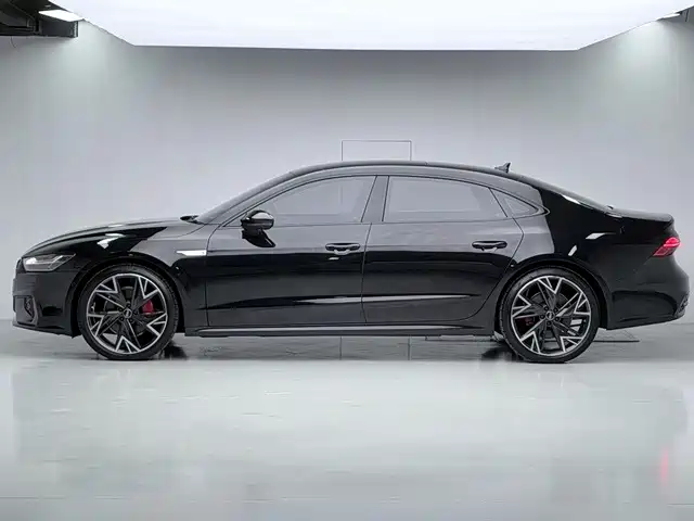 Audi A7L — миниатюра 7