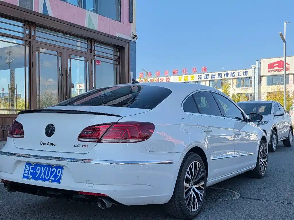 Volkswagen CC — миниатюра 11