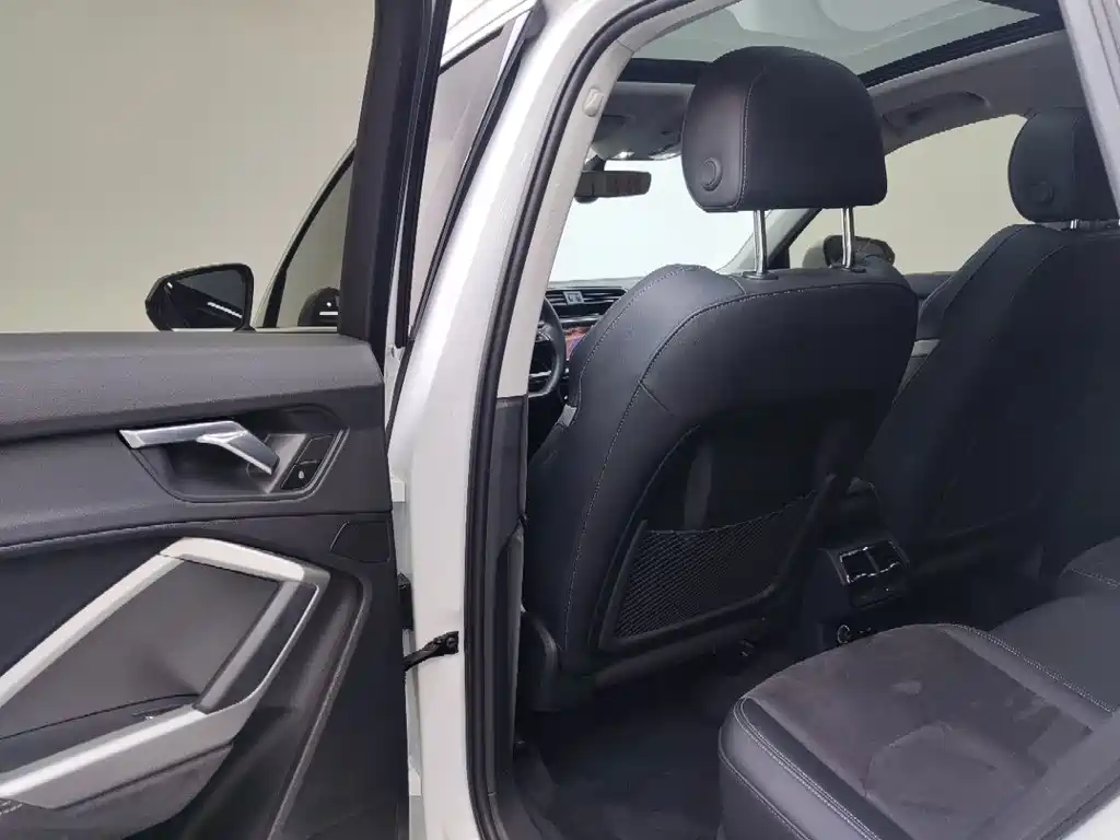 Audi Q3 — миниатюра 7
