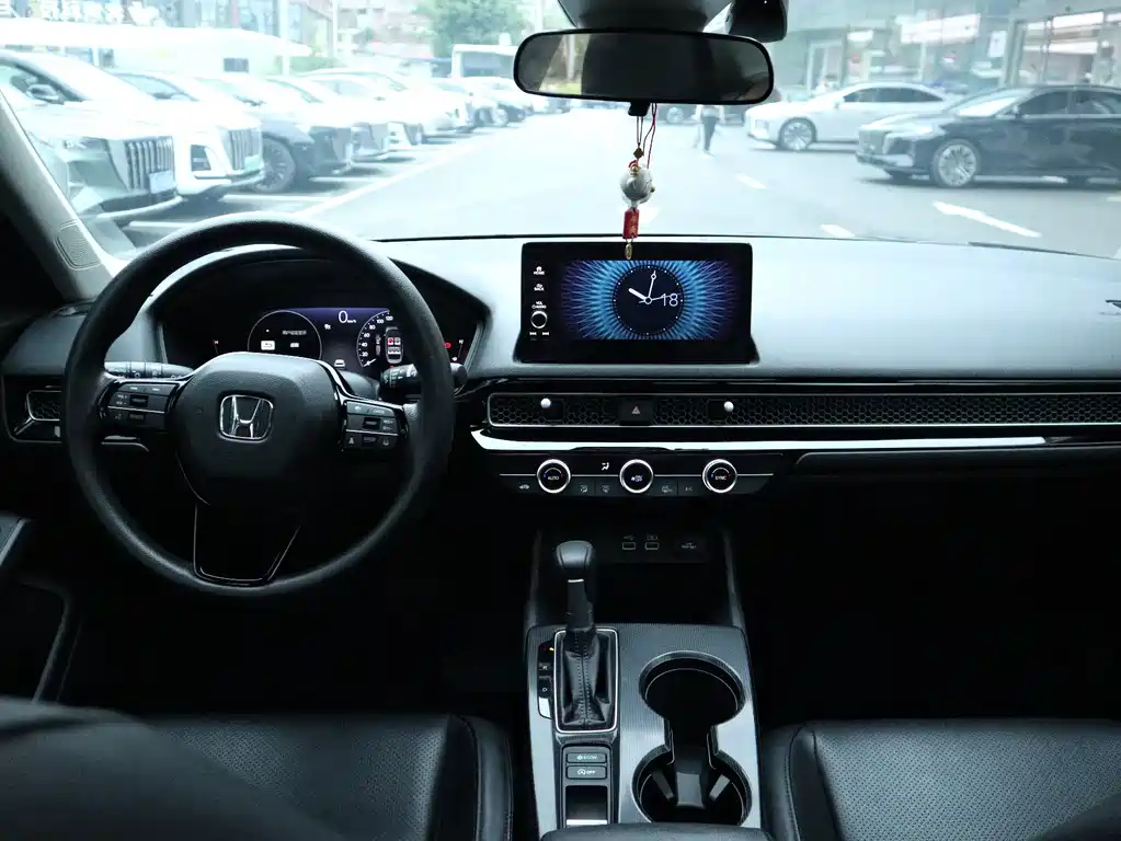 Honda Civic — миниатюра 13