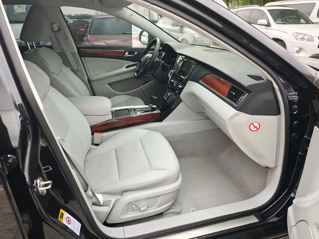 Hongqi Hongqi H7 — миниатюра 10