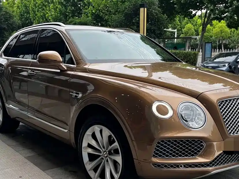 Bentley Bentayga — миниатюра 3