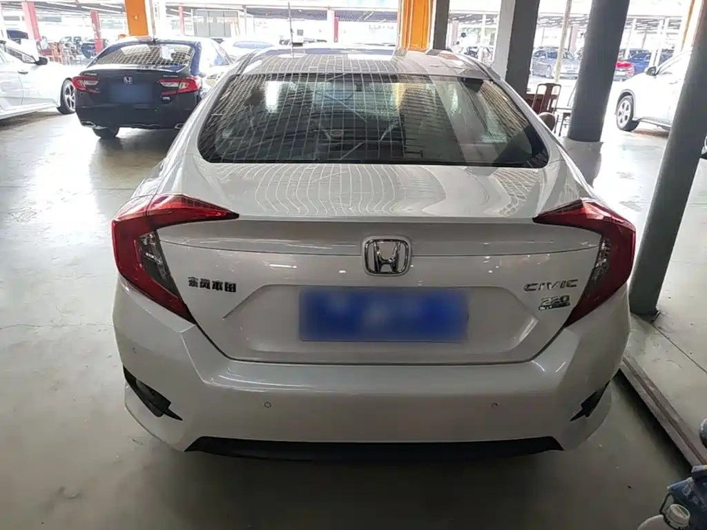 Honda Civic — миниатюра 6