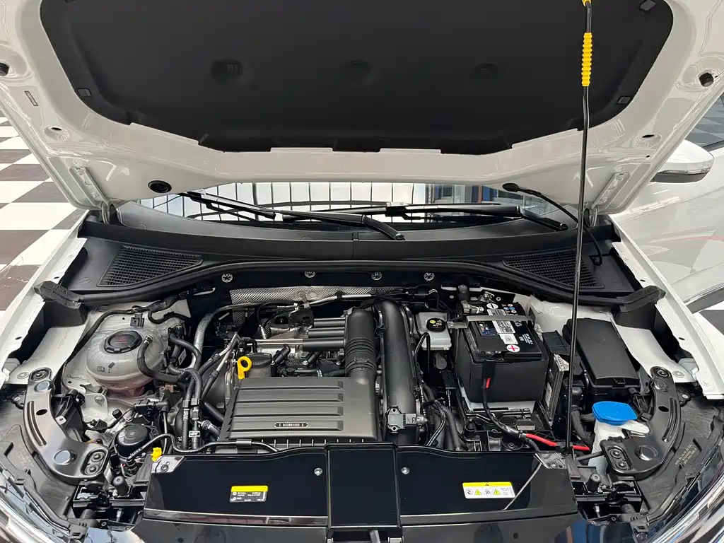 Volkswagen T-Roc — миниатюра 29