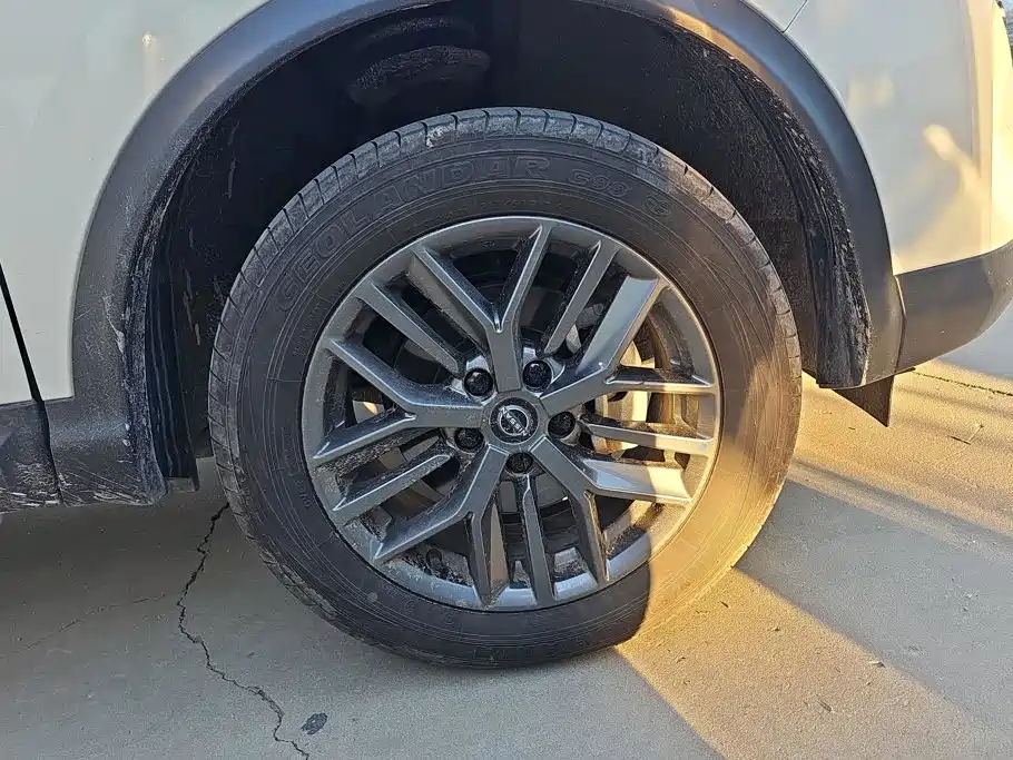 Nissan Qashqai — миниатюра 6