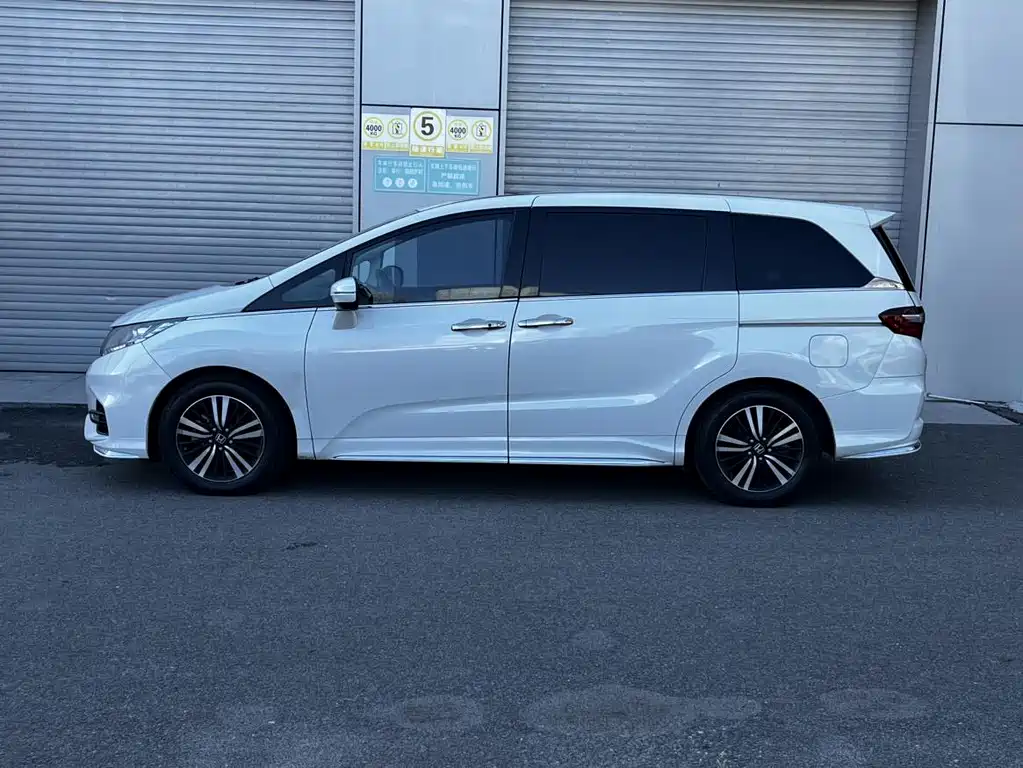 Honda Odyssey — миниатюра 7