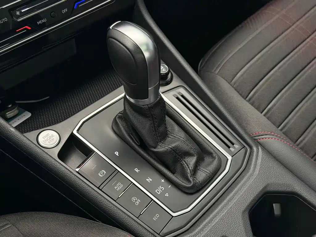 Volkswagen Lavida — миниатюра 14