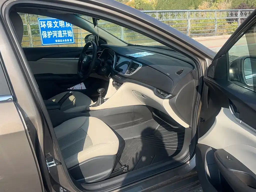 Buick Excelle — миниатюра 24