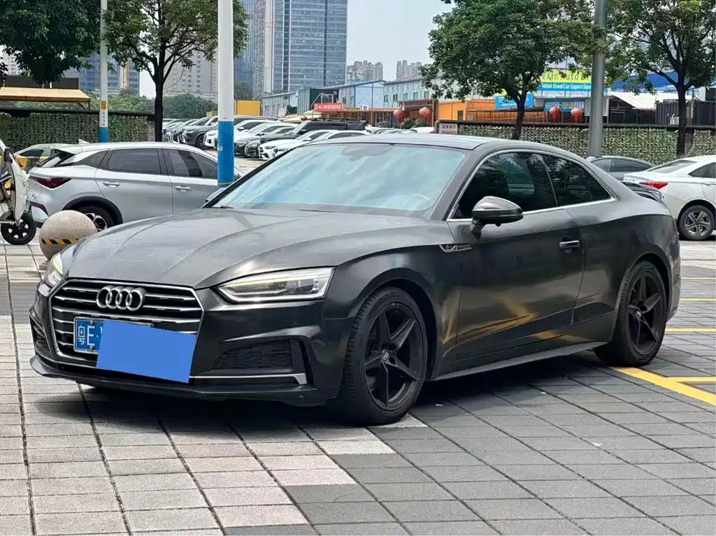 Audi A5 (Import)