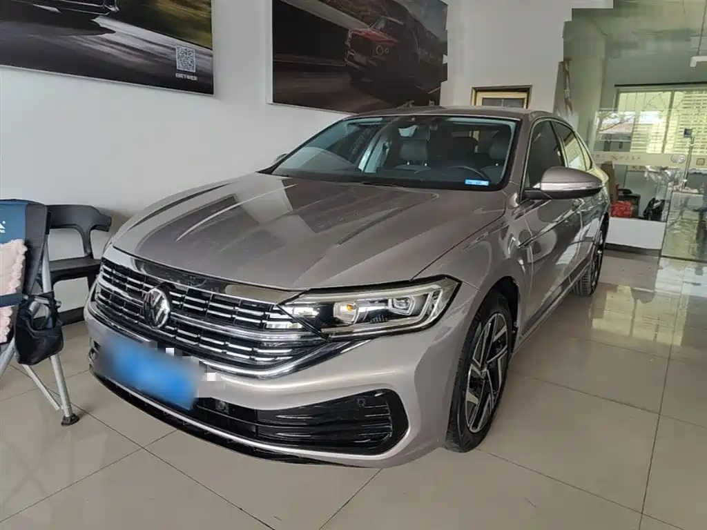 Volkswagen Sagitar 2023