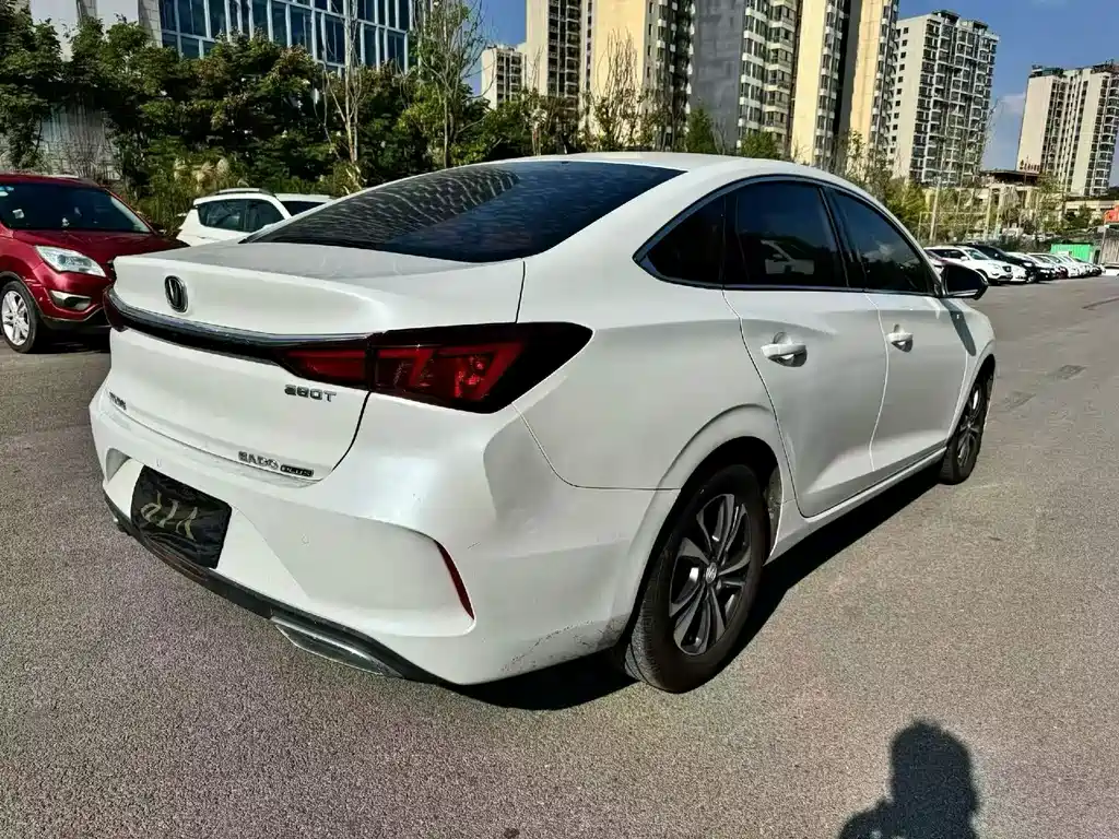 Changan Eado — миниатюра 9