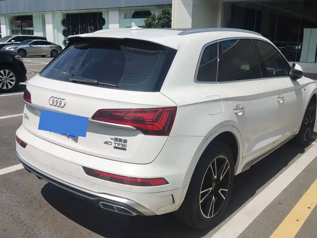 Audi Q5L — миниатюра 5