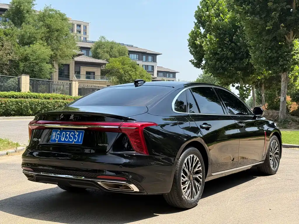 Hongqi H5 2024 2.0T AT