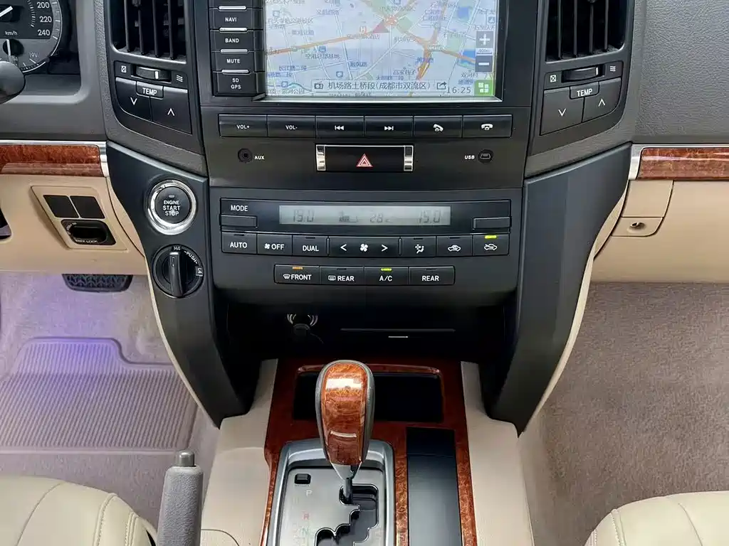 Toyota Land Cruiser — миниатюра 15