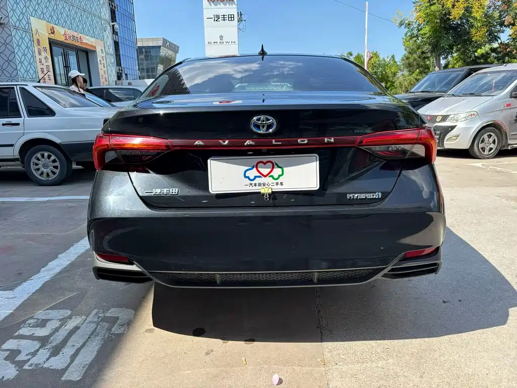 Toyota Avalon — миниатюра 5