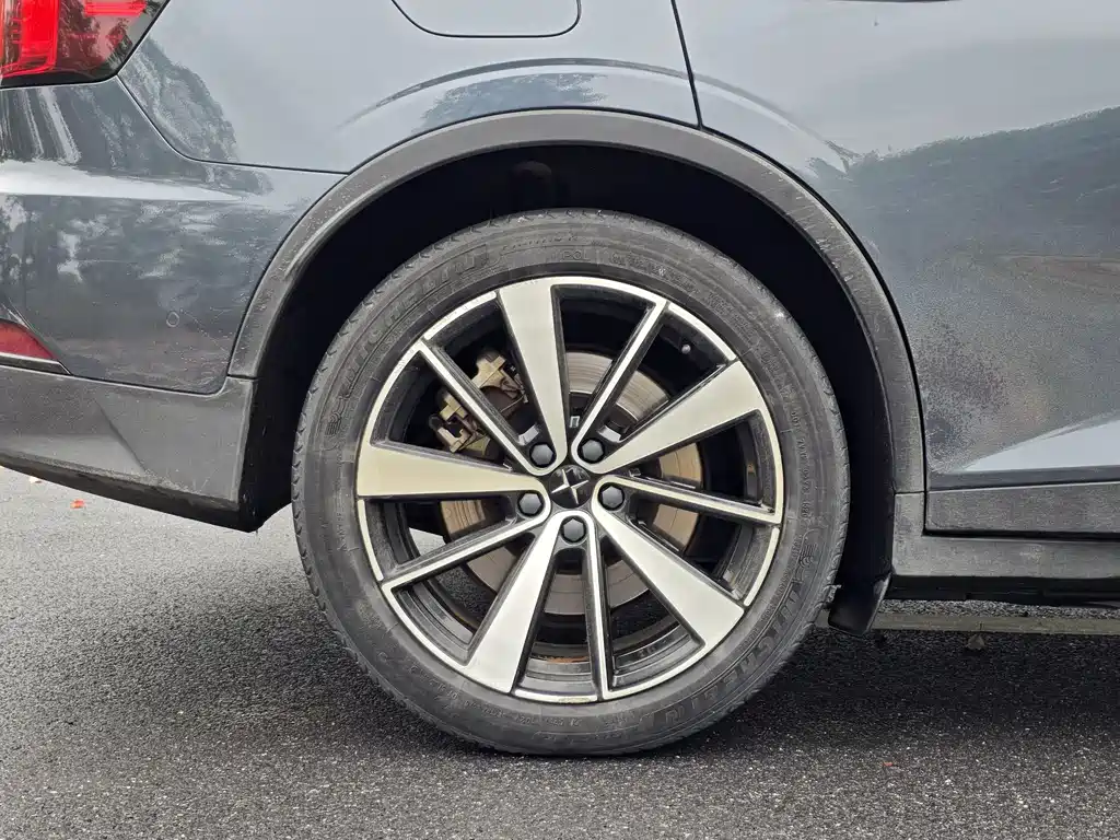 Polestar Polestar 2 — миниатюра 21
