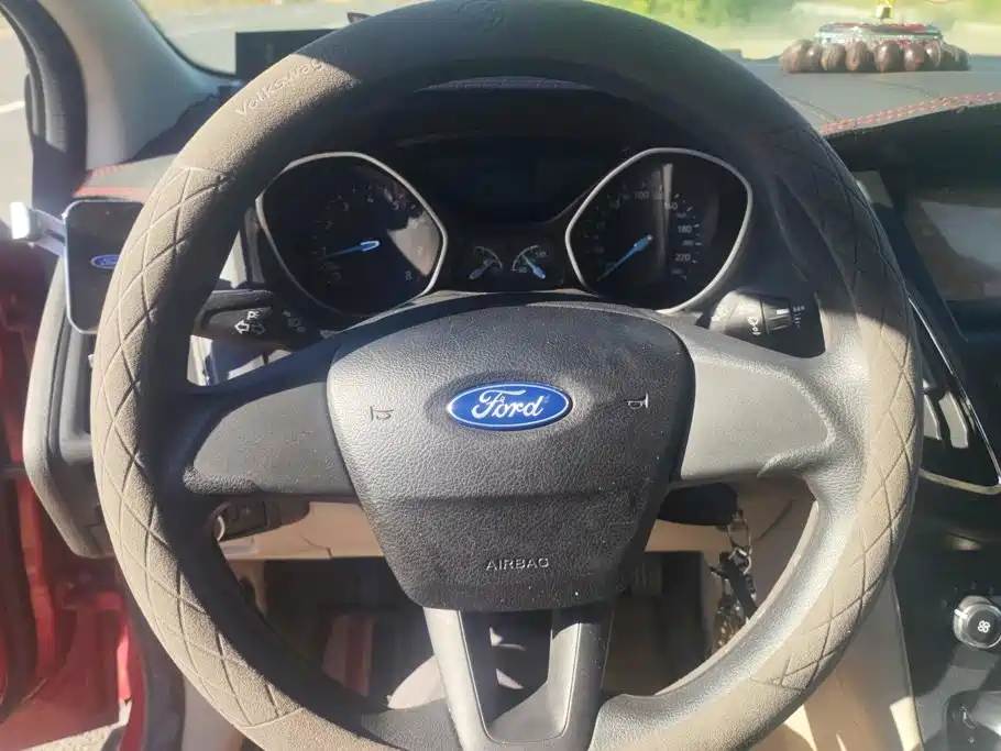 Ford Focus — миниатюра 15