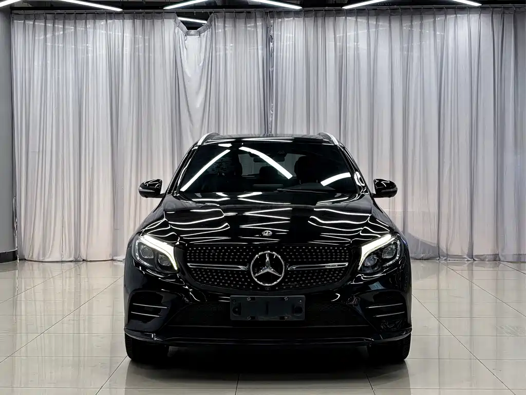 MERCEDES-BENZ GLC AMG