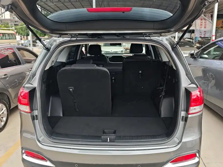 Kia Sorento — миниатюра 4