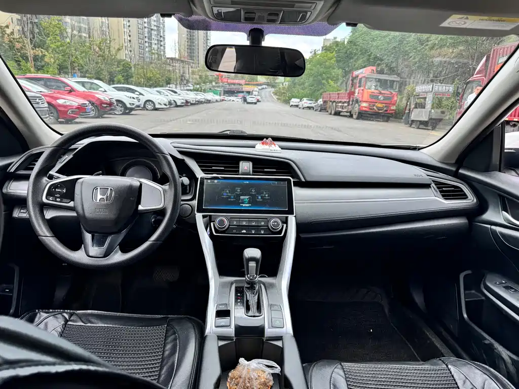 Honda Civic — миниатюра 6