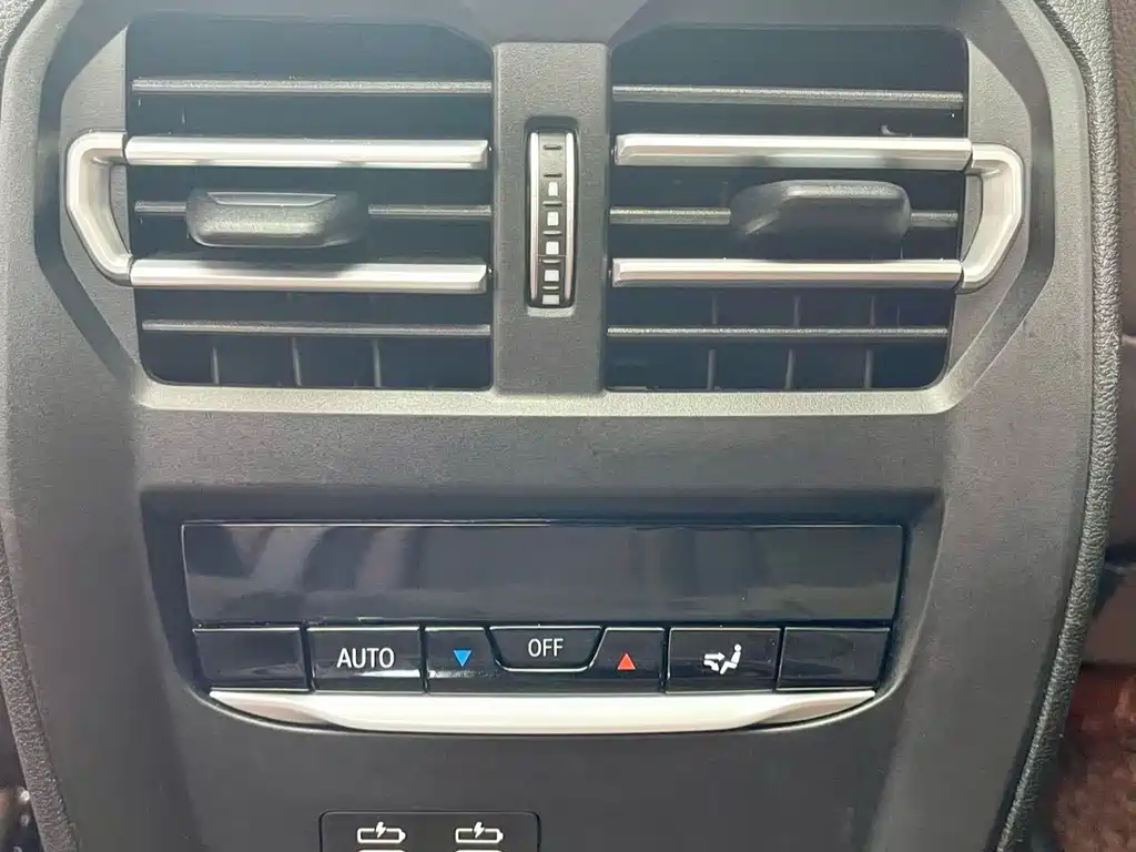 BMW i3 — миниатюра 21