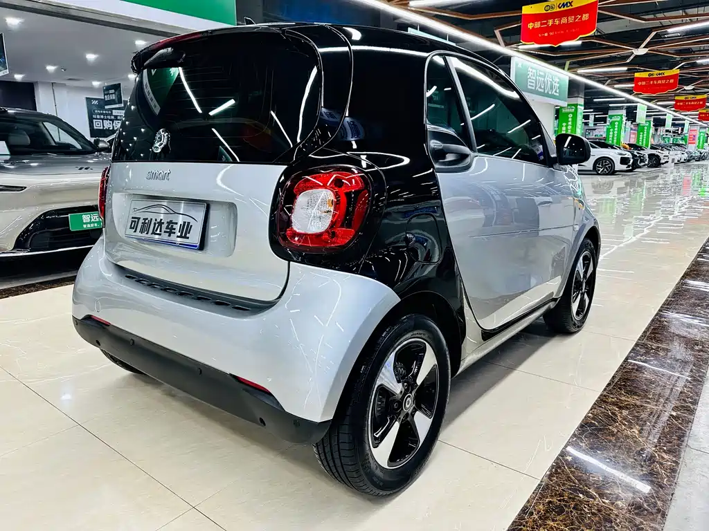 smart Smart Fortwo — миниатюра 6