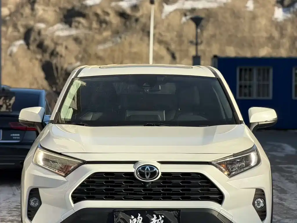 TOYOTA RAV4 RONGFANG