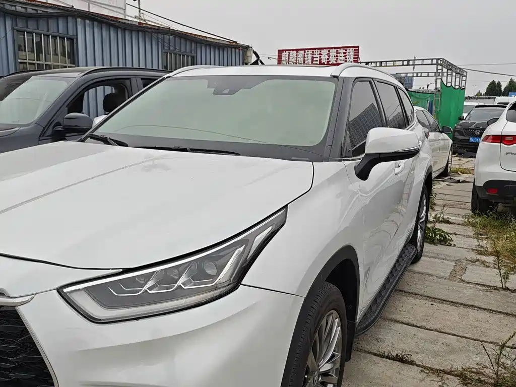 Toyota Highlander — миниатюра 2