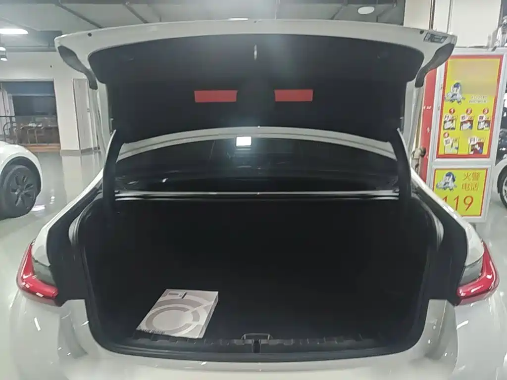 BMW i3 — миниатюра 19
