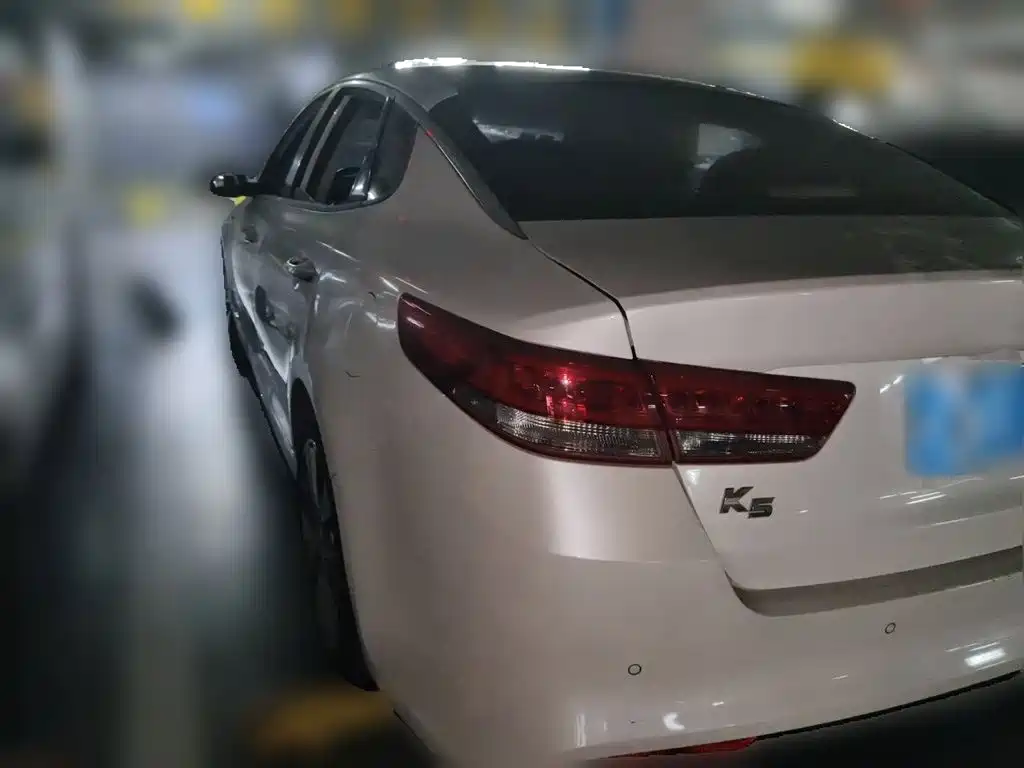 Kia K5 — миниатюра 4