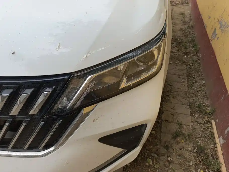 Wuling Jiachen — миниатюра 5