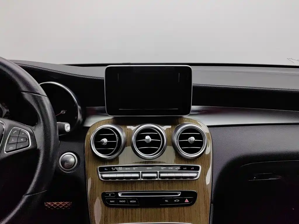 Mercedes-Benz GLC Coupe — миниатюра 12