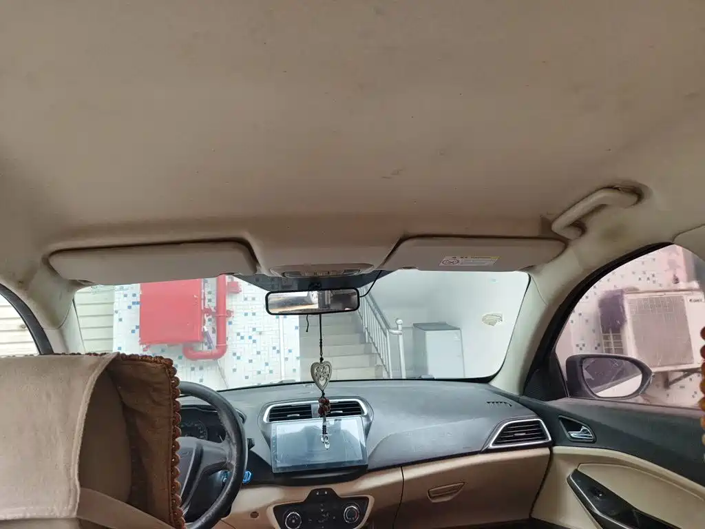 Ford Escort — миниатюра 14